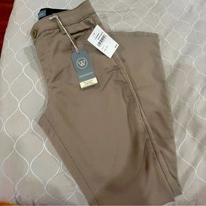 Wit & Wisdom Size 4 Khaki Cotton blend Stretch Flare bottoms 32” long NWT